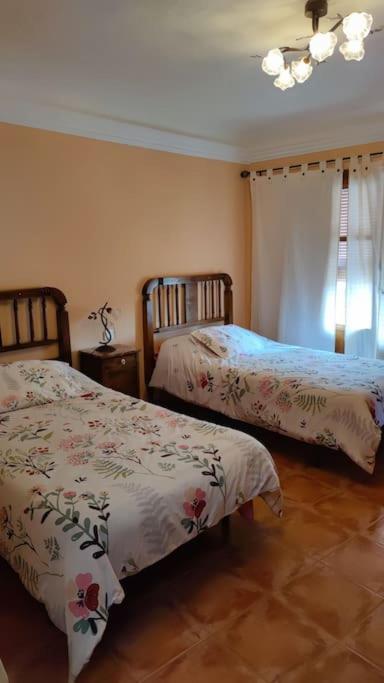 Casa Rural La Criva Crivillen Eksteriør billede